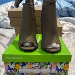 Shoe Republic LA Khaki Peep Toe Heeled Boots